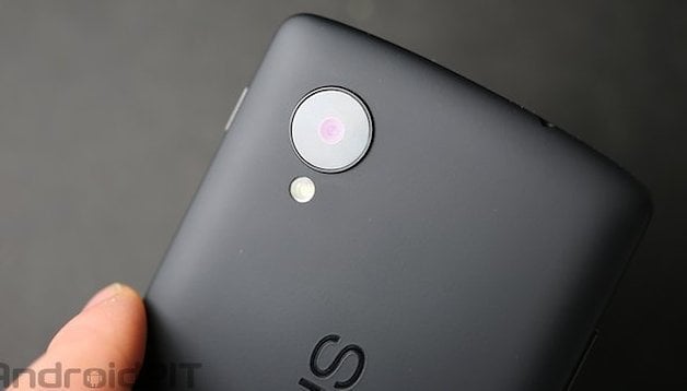 Nexus 5 camera sensor