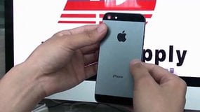 AndroidPIT Competitor Analyses: New iPhone Backplate Caught On Video