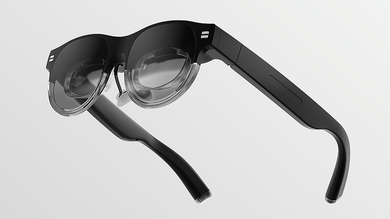 Une paire de lunettes connectées Asus AirVision M1 présentées au CES 2024