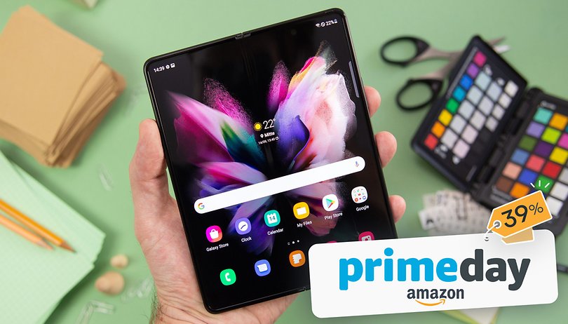 NextPit Samsung Galaxy Z Fold 3 display