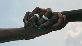 Oura Finally Adds a Charging Case, Plus a Stylish Ceramic Ring