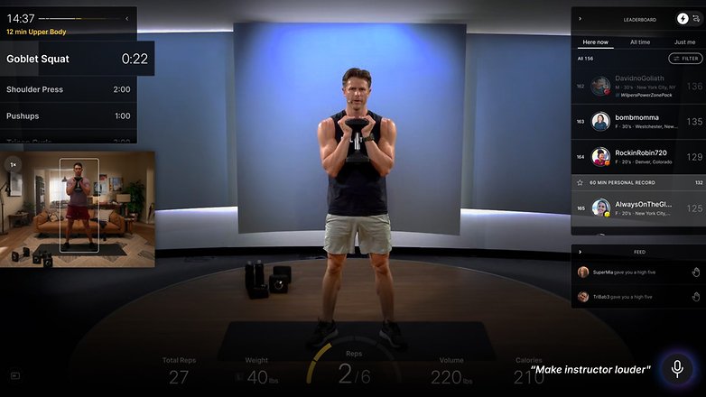 Ein Fitnessinstruktor demonstriert eine Goblet Squat in einem Peloton-Workout, mit Übungsdetails auf dem Bildschirm. Ein Fitnessinstruktor demonstriert eine Goblet Squat in einem Peloton-Workout, mit Übungsdetails auf dem Bildschirm.