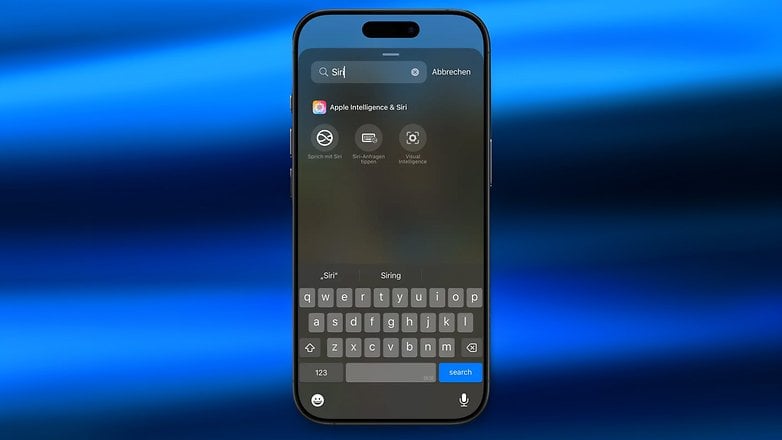 Skrin iPhone menunjukkan carian Siri dengan pilihan di bawah.