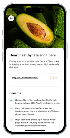 Ein Handydisplay, das die Gesundheitstipps der Aware-App zu herzgesunden Fetten und Ballaststoffen zeigt.