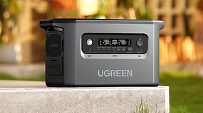 Ugreen PowerRoam 2200 in the garden