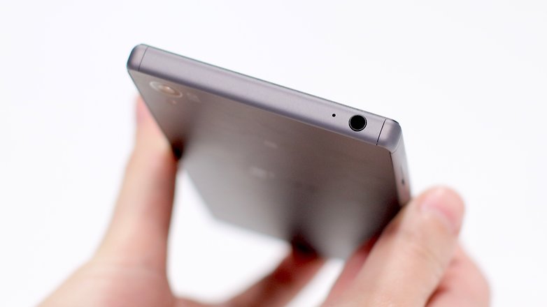 review xperia z5 PT entrada fones