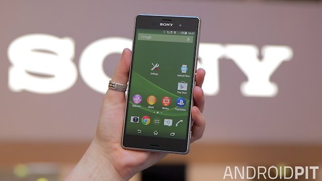 Xperia Z3 teaser hands on