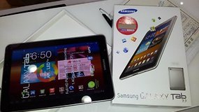 Galaxy Tab 7.7 Unboxing und Größenvergleich mit anderen Tablets