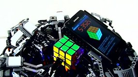 Um Android pode tudo: até mesmo jogar Rubik's Cube