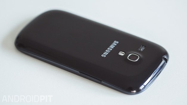test complet samsung galaxy s3 mini angle