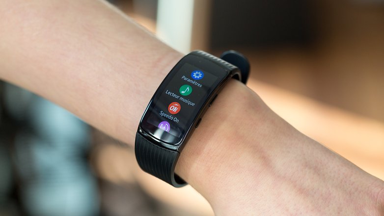 Samsung gear fit 2 pro release date on sale