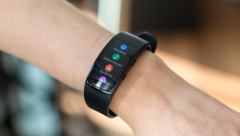 Galaxy Fit e 35 fitness tracker shows up on Samsung website