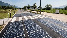 Solarpanele in Straße: Eine Zukunftsvision ohne Zukunft