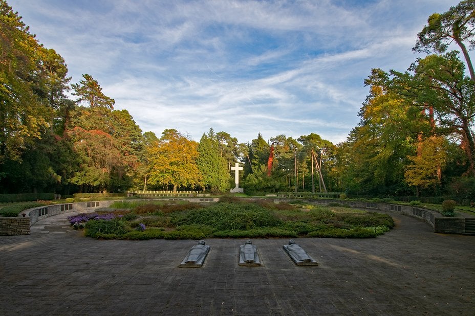 Waldfriedhof09