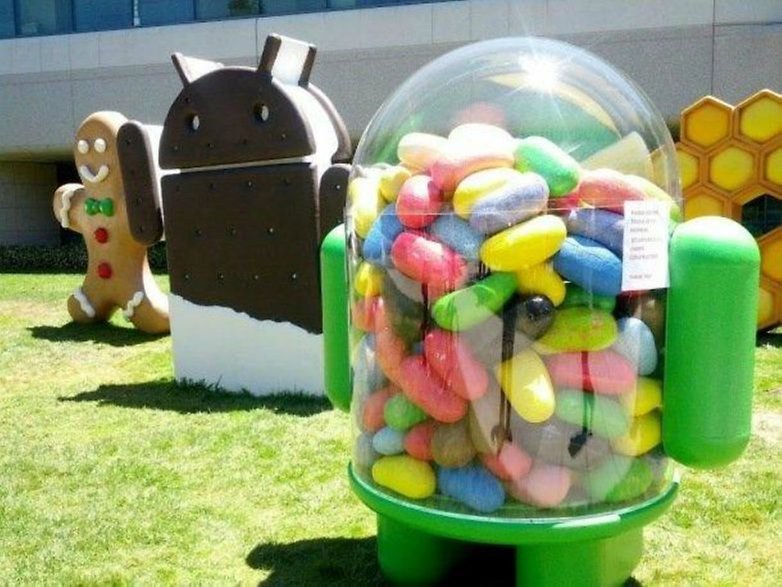 AndroidPIT Google lawn scultpures jelly bean