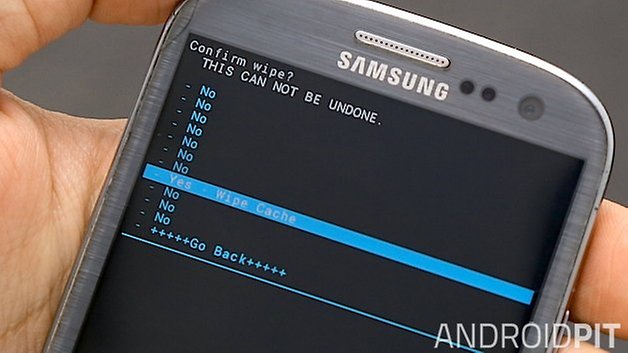 How to clear the cache on the Galaxy S3