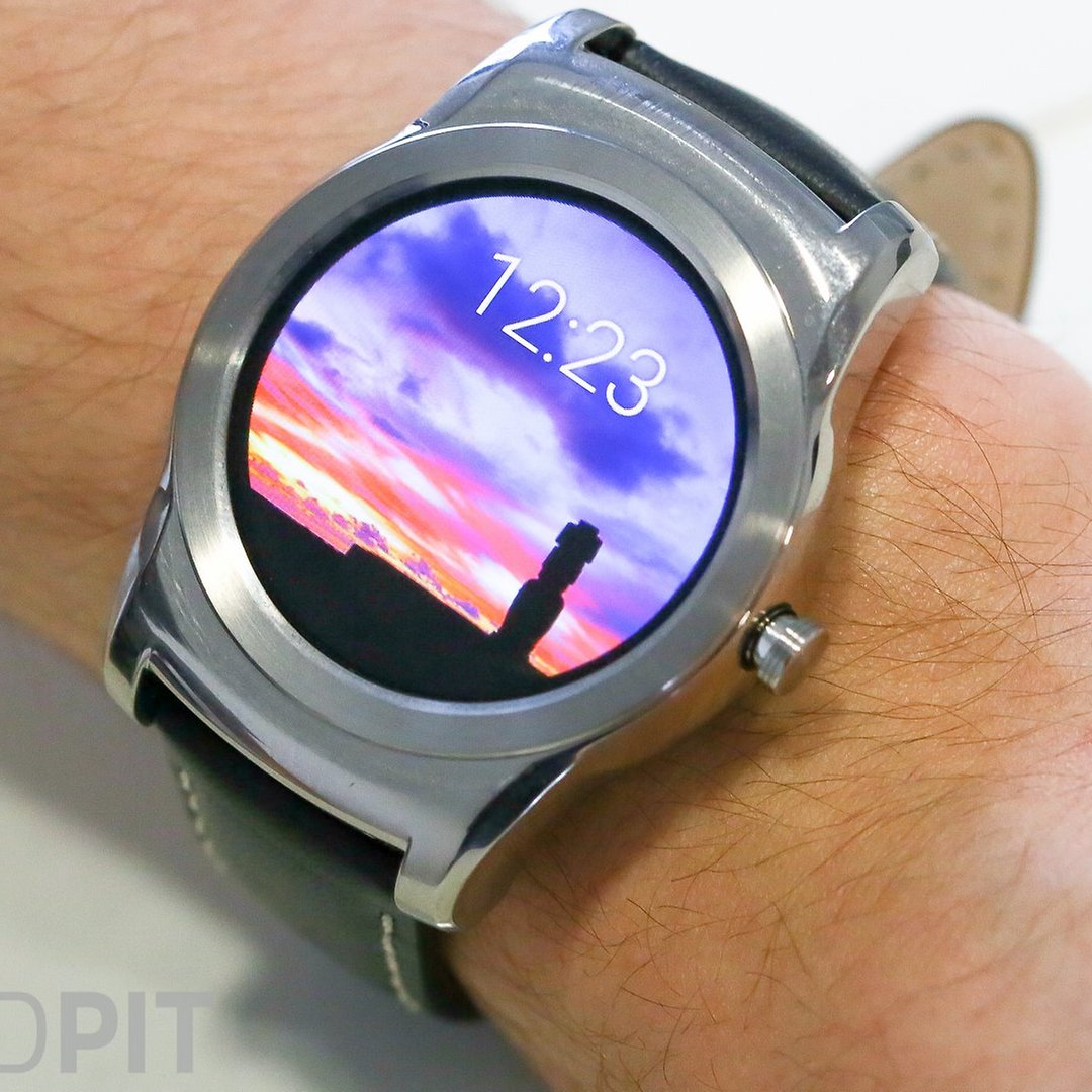 LG hotsell Urbane Wearable