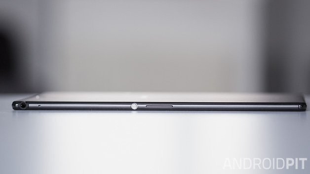 Sony Xperia Z3 tablet compact 3