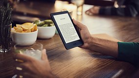 Amazon lança Kindle mais simples com luz na tela por R$ 349