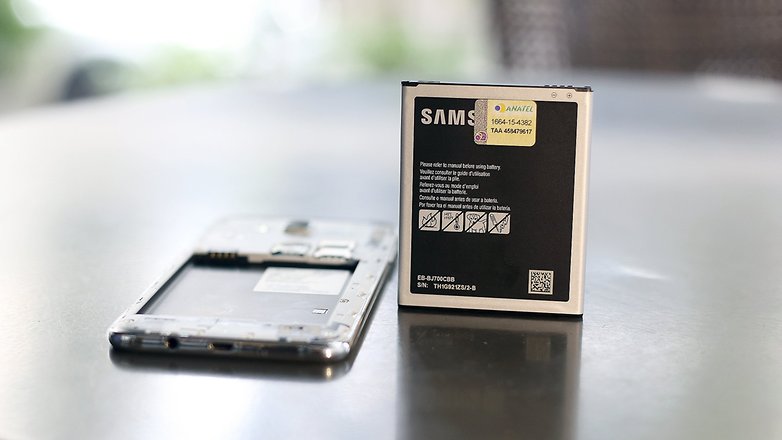 androidpit galaxy j7 battery