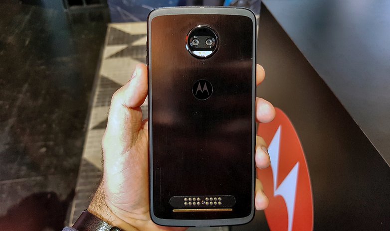 moto z2 force hands on all two