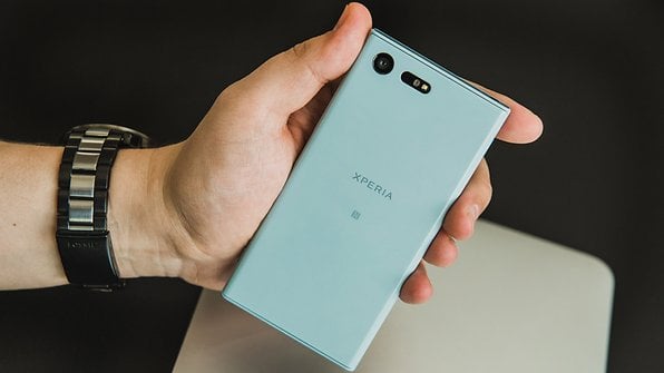Hands-on Sony Xperia review: is smaller better? | NextPit