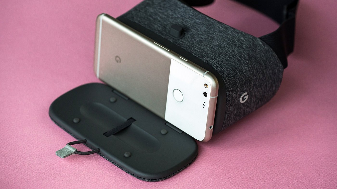 Google Daydream View: the VR dream begins
