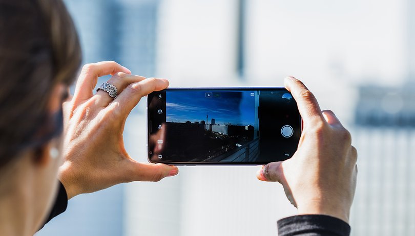 lg v40 boombox