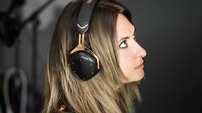 V-Moda Crossfade 2 Wireless headphones: excellent sound, no extras