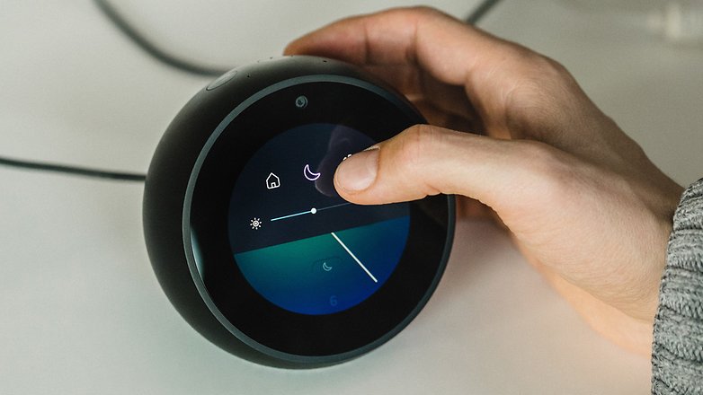 AndroidPIT amazon echo spot 0775