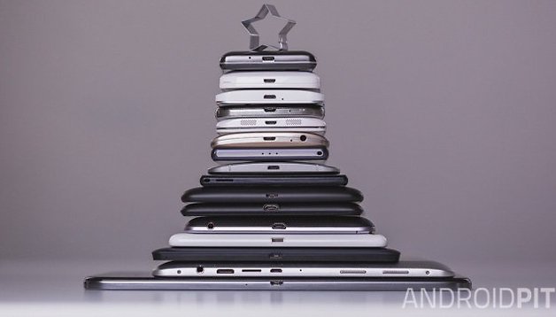 Androidpit Christmas phones and tablets tree 4