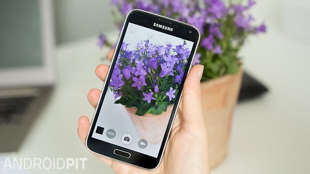Samsung Galaxy S5 flowers camera