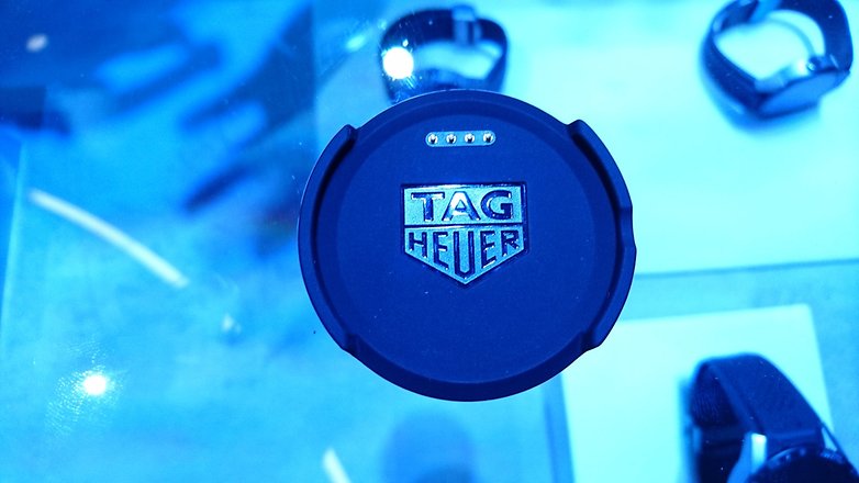 Tag heuer connected watch ladestation 1
