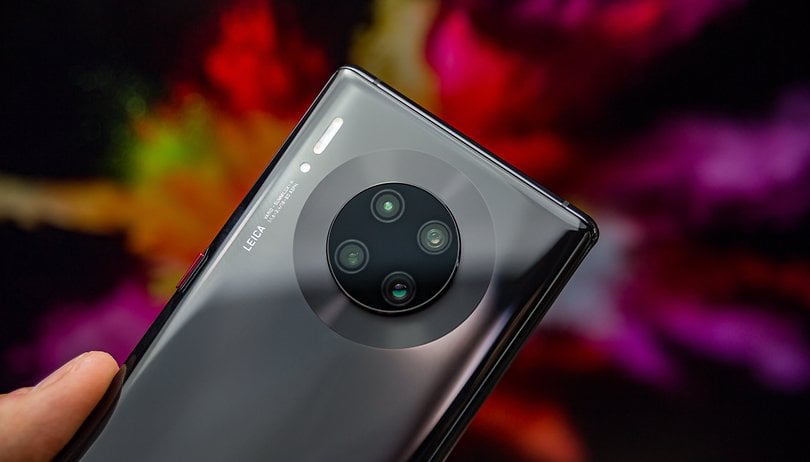 AndroidPIT huawei mate 30 pro hand main camera