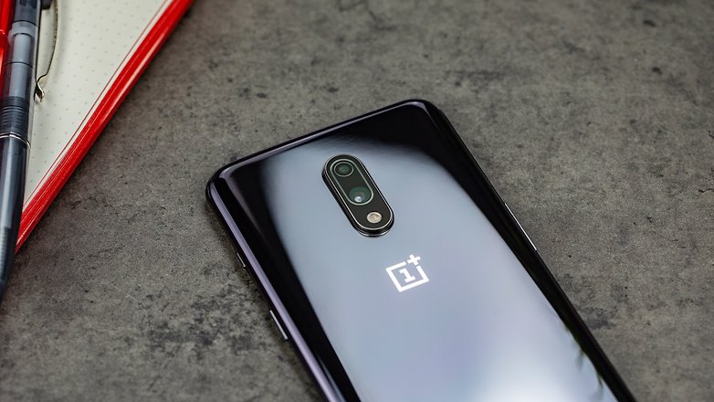 androidpit oneplus 7 review camera bump