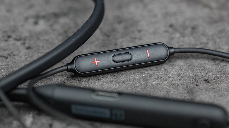 androidpit oneplus bullets wireless 2 3