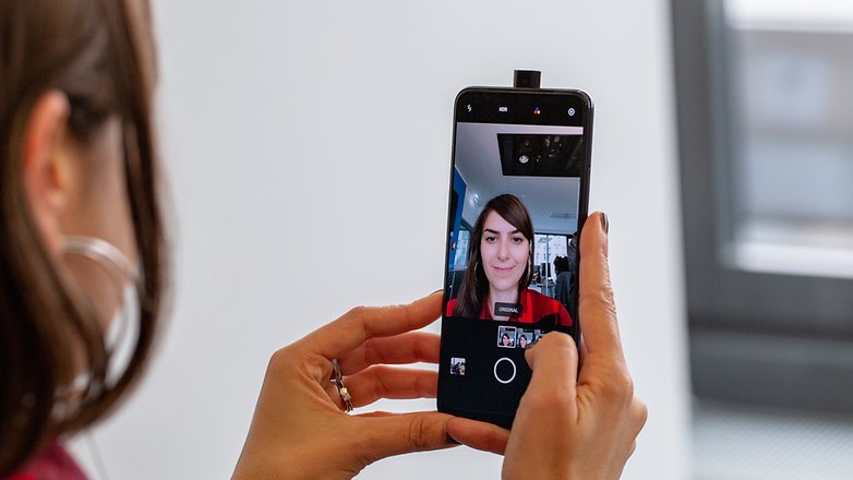 androidpit realme x selfie popout camera 2
