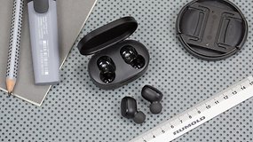 Xiaomi wants you to store your TWS earbuds inside your smartphone