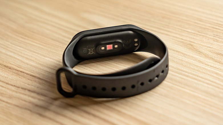 AndroidPIT Xiaomi Mi band 4 new 14