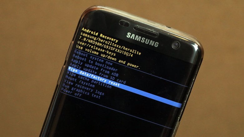 Screenshot of recovery mode on Galaxy S7 edge