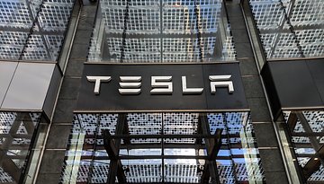 Tesla Roadster 2 verzögert sich erneut - Musk spricht nun von 2024