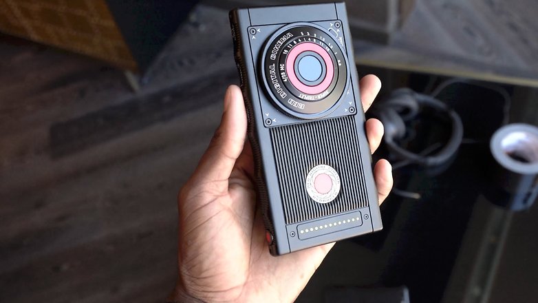 red hydrogen one mkbhd hands on 7