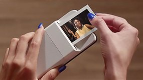 Polaroid Insta-Share Printer: il Moto Mod che trasforma lo smartphone in una Polaroid