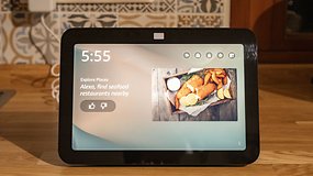Amazon Echo Show 8 (2023) widgets shown on display
