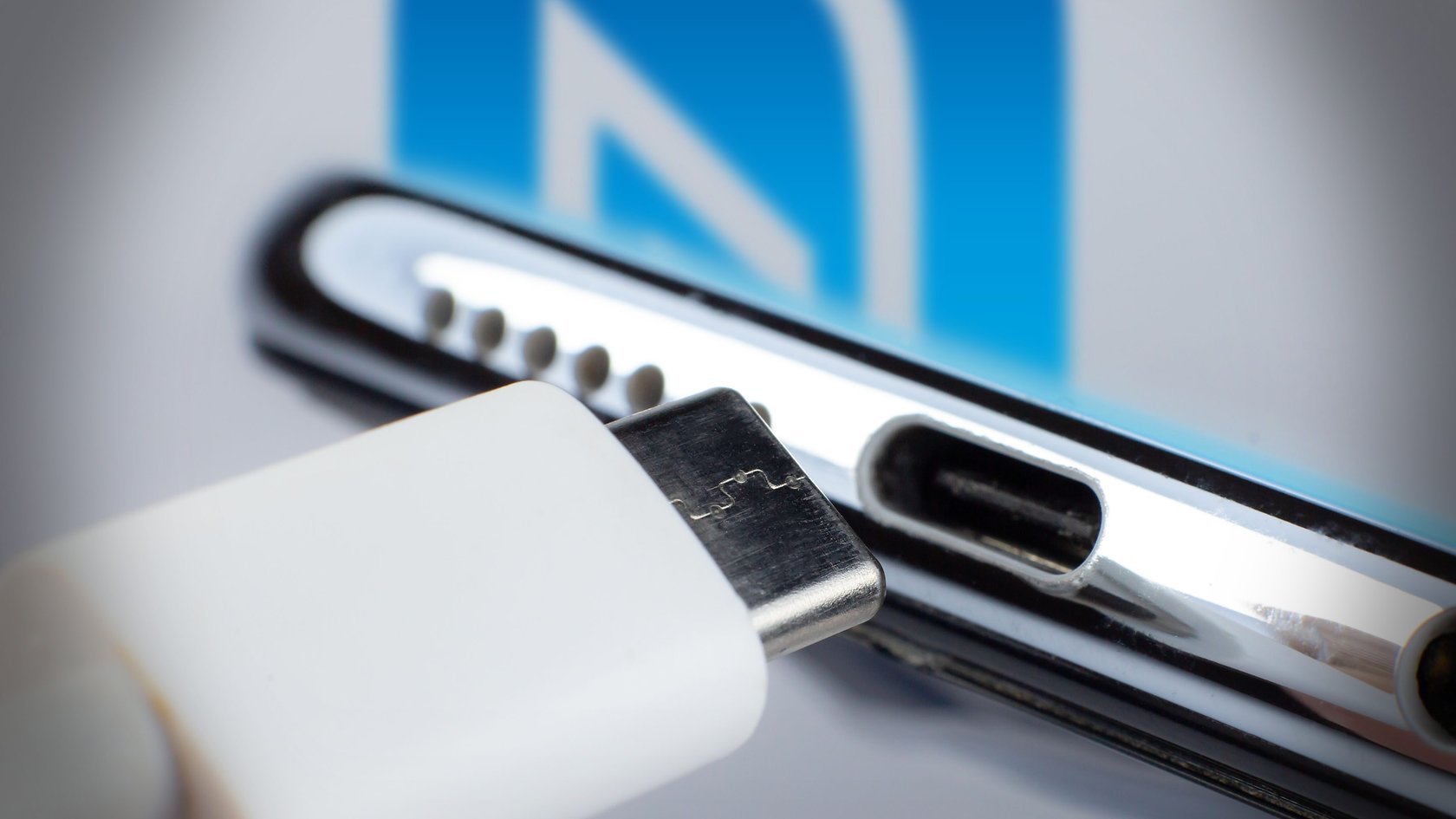 comment connecter un téléphone a un pc