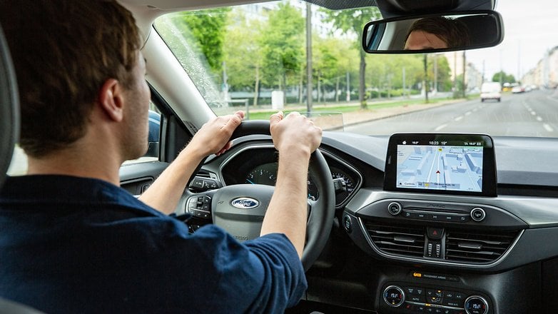 AndroidPIT ford focus titanium sync 3 cockpit