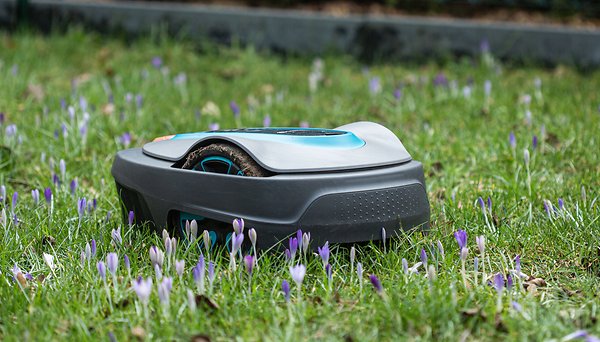 Gardena Sileno City im Test leiser Mähroboter für den Stadtgarten