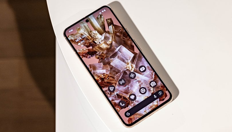 nextpit google pixel 8 hátul elöl