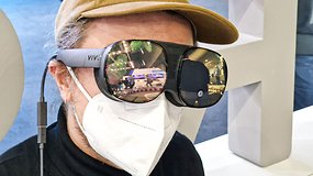 Vive Flow hands-on: Super-light VR goggles has problems