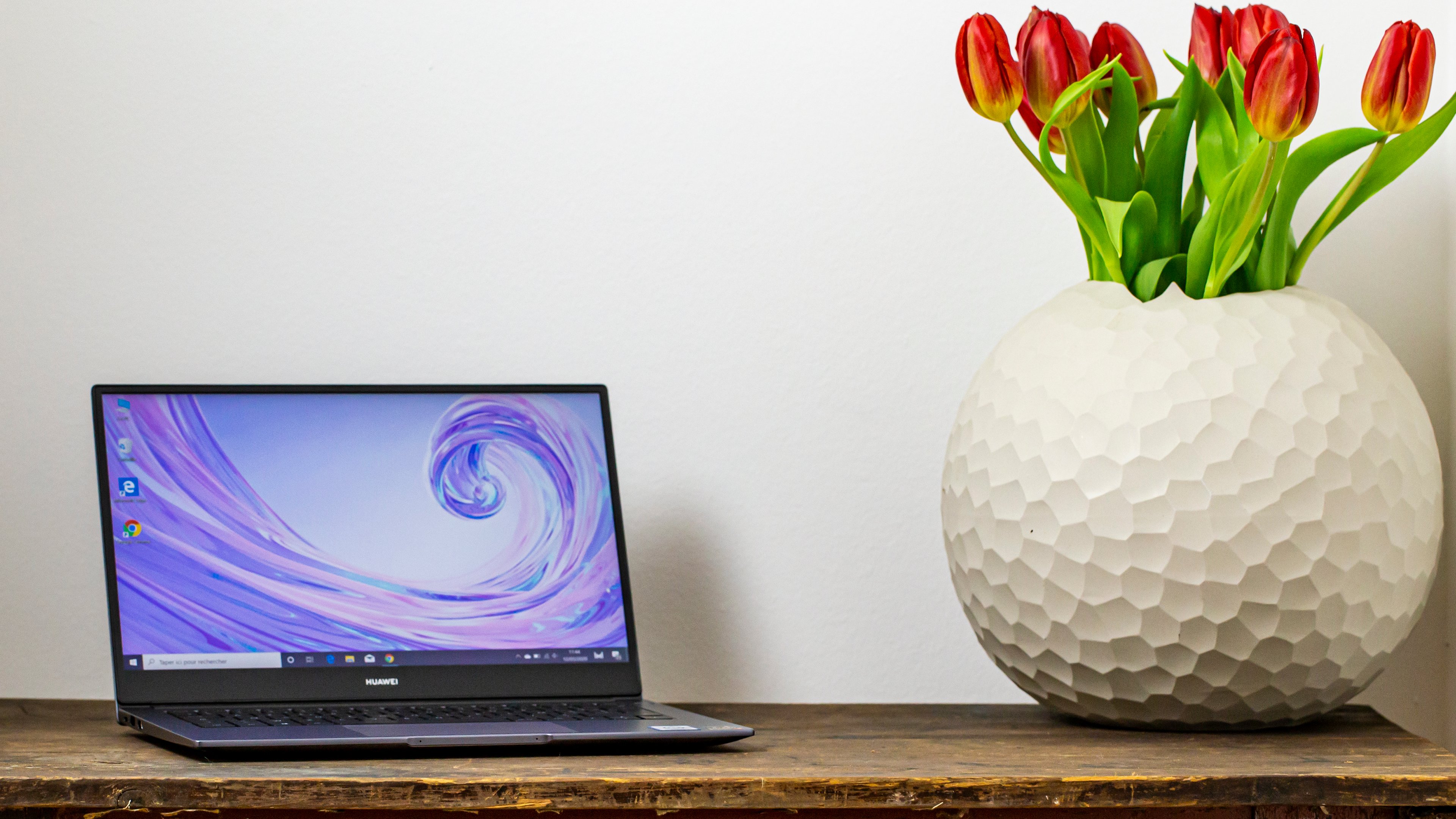 Huawei MateBook D 14 review excellent value for money